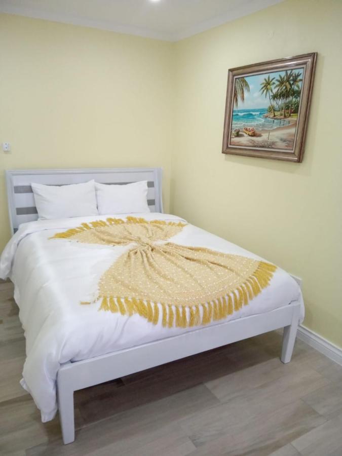 JemmRose Suites Choc Extérieur photo